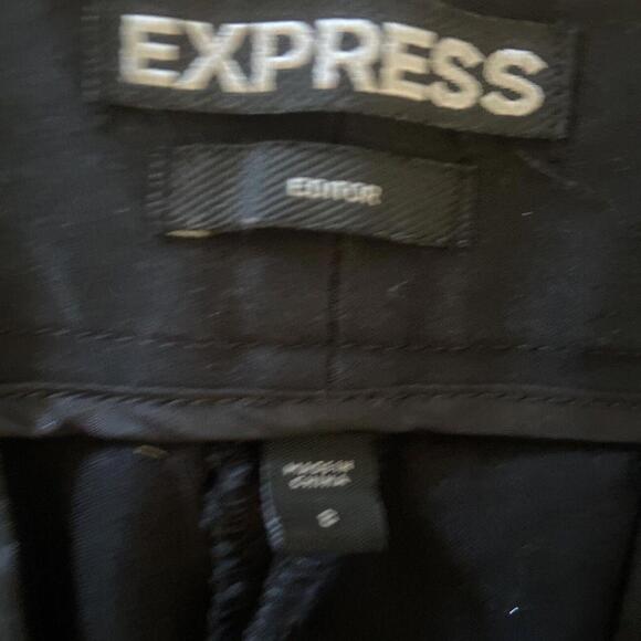 Express Black Cuffed Shorts - Size 8 - Picture 3 of 4